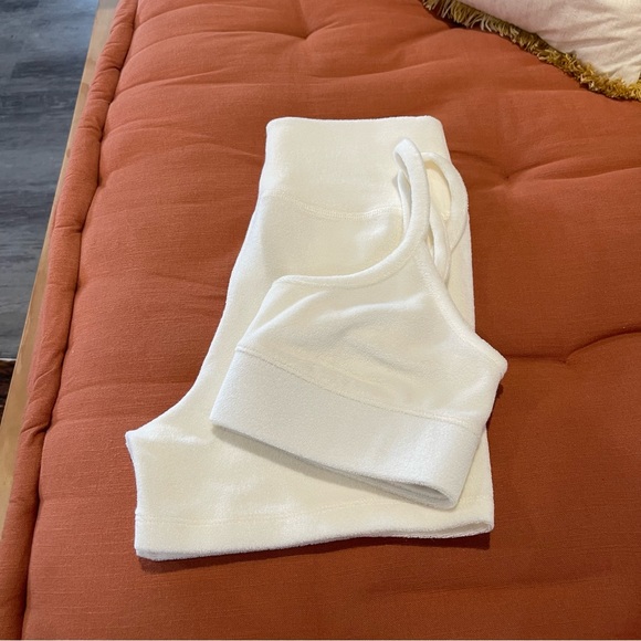 Madewell Towel Terry Scoopneck Bralette and Biker Shorts - Picture 11 of 14